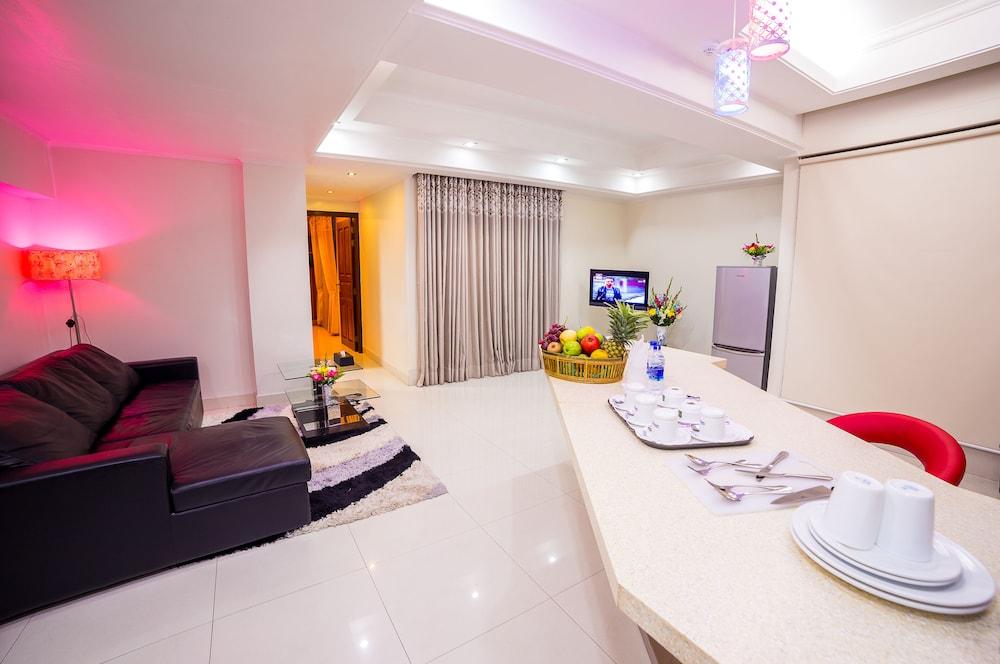 Nascent Gardenia Luxury Suites Dhaka Exterior photo